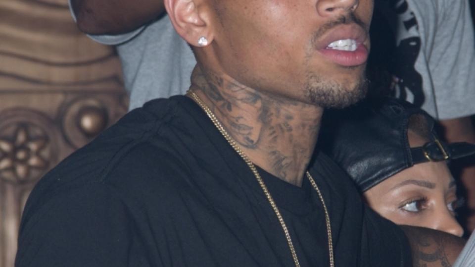 Zpěvák Chris Brown má opět problémy se zákonem